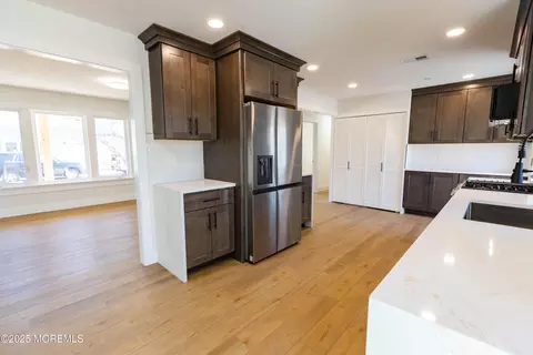 35 Bobwhite Ct, Forked River, NJ 08731 photo 12
