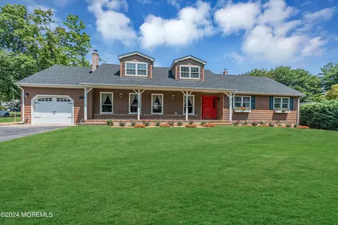 1616 Dumont Ter, Wall, NJ 07719