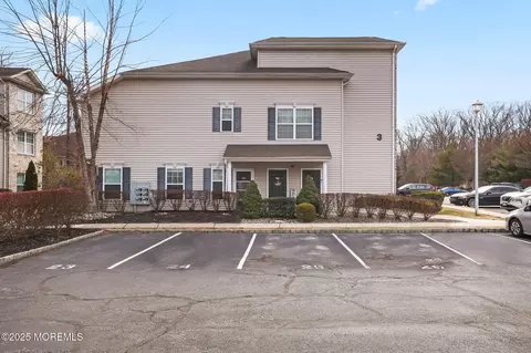 1058 Morning Glory Dr #1058, Monroe, NJ 08831