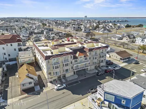 119 Dupont Ave #7, Seaside Heights, NJ 08751