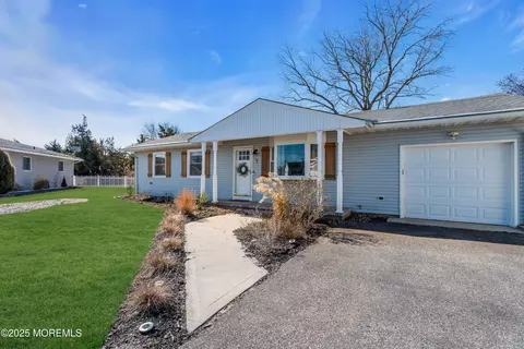 5 Heron Ct, Forked River, NJ 08731 photo 10