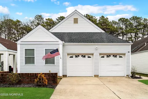 99 Deerfield Dr, Manahawkin, NJ 08050