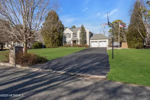 43 Cottonwood Dr, Jackson, NJ 08527