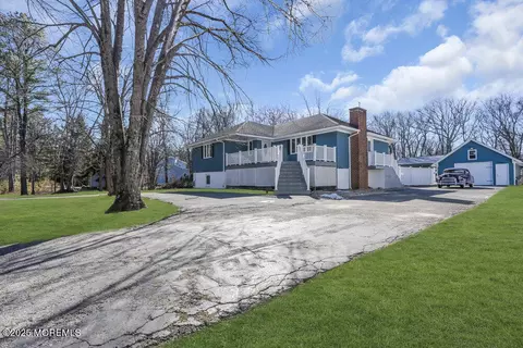 222 Crescent Ave, Jackson, NJ 08527