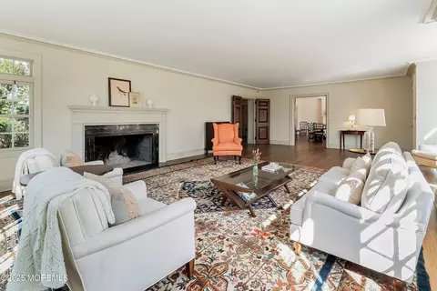Living - 14 Fair Haven Rd, Rumson, NJ 07760 photo 4 of 4