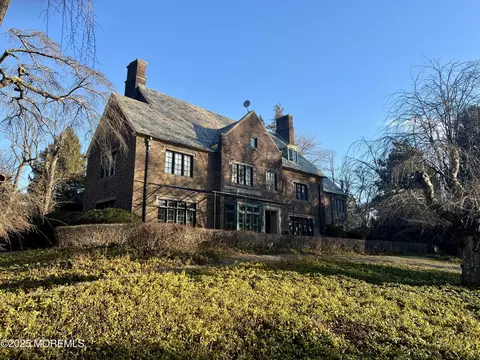 Exterior - 14 Fair Haven Rd, Rumson, NJ 07760 photo 9 of 14