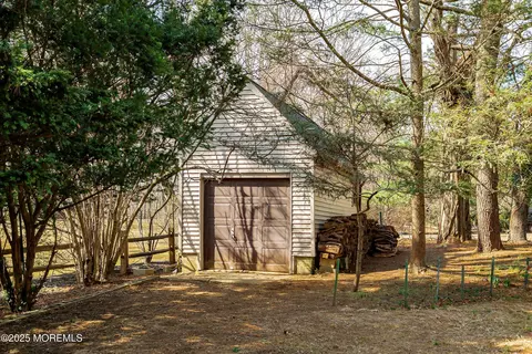 Exterior - 14 Fair Haven Rd, Rumson, NJ 07760 photo 13 of 14