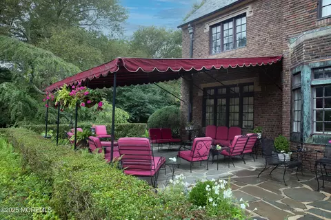 Exterior - 14 Fair Haven Rd, Rumson, NJ 07760 photo 5 of 14