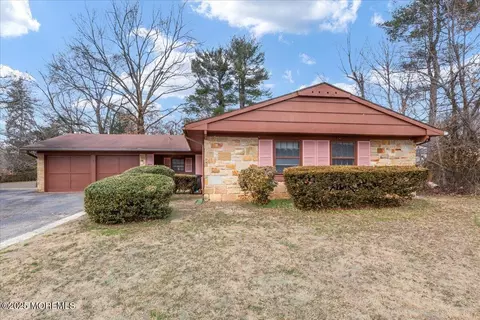7 Opal Pl, Aberdeen, NJ 07747