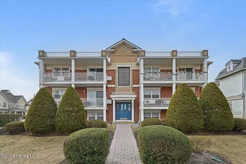 400 4th Ave #307, Asbury Park, NJ 07712
