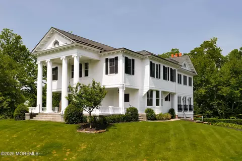 19 Hilltop Dr, Little Silver, NJ 07739