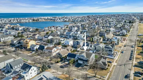 216 Sanborn Ave, Point Pleasant Beach, NJ 08742