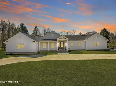 615 Harding Rd, Little Silver, NJ 07739