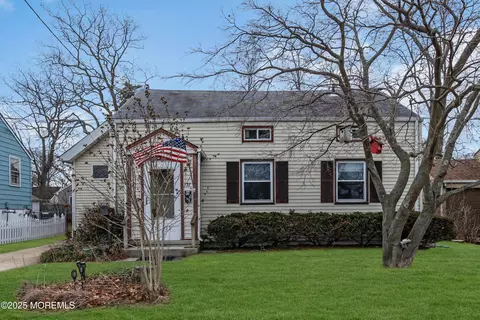 1137 Hilltop Dr, Wall, NJ 07719