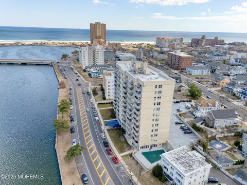 510 Deal Lake Dr #5K, Asbury Park, NJ 07712