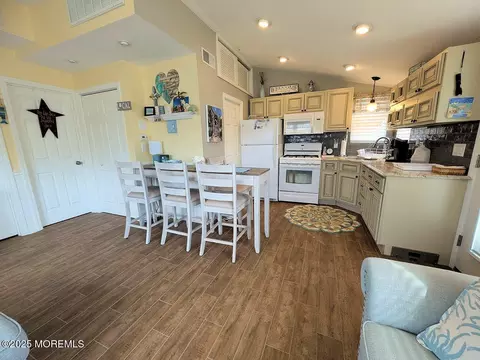 24 E Amberjack Way, Lavallette, NJ 08735 photo 5