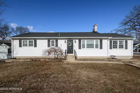 431 Walnut St, Port Monmouth, NJ 07758