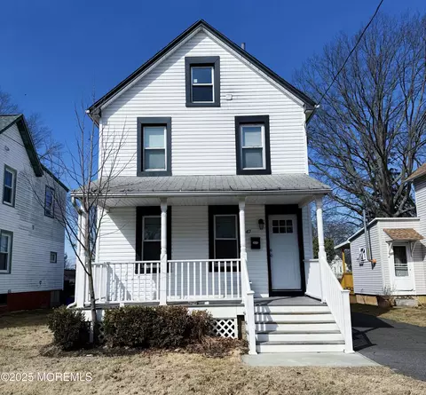 47 W George St, Freehold, NJ 07728