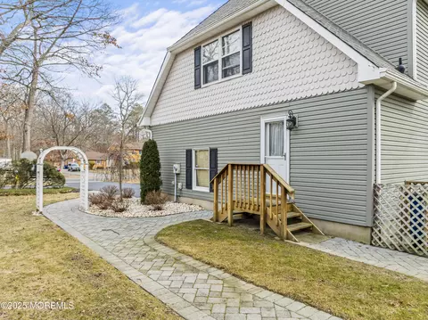 9 Galassi Ct, Jackson, NJ 08527 photo 4