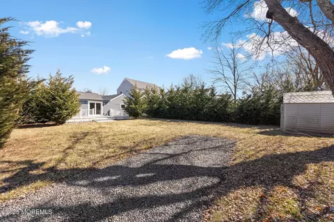 Exterior - 34 Forrest Ave, Rumson, NJ 07760 photo 6 of 9