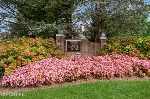107 Ironwood Ct, Middletown, NJ 07748