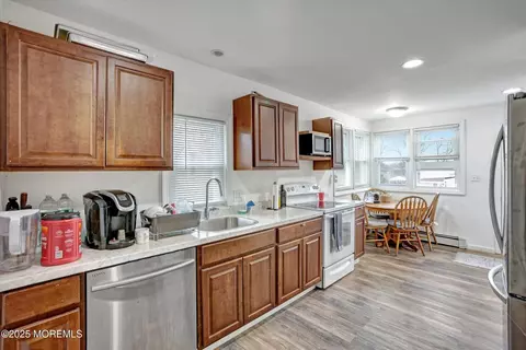 Kitchen - 259 Matawan Ave, Matawan, NJ 07747 photo 1 of 2