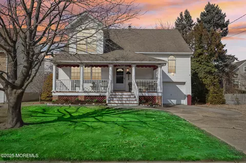 902 Claridge Dr, Spring Lake Heights, NJ 07762