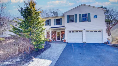 Exterior - 8 Feathertree Ct, Howell, NJ 07731 photo 1 of 4