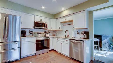 Kitchen - 8 Feathertree Ct, Howell, NJ 07731 photo 3 of 6