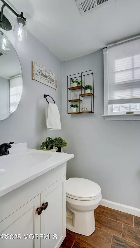Bath - 8 Feathertree Ct, Howell, NJ 07731 photo 1 of 6