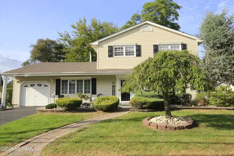3 Belfast Ave, Hazlet, NJ 07730