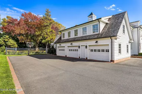 Exterior - 47 Bellevue Ave, Rumson, NJ 07760 photo 14 of 15