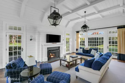 Living - 47 Bellevue Ave, Rumson, NJ 07760 photo 4 of 4