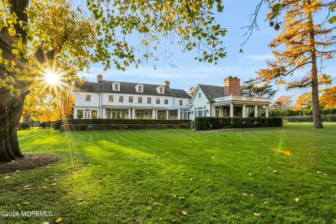 Exterior - 47 Bellevue Ave, Rumson, NJ 07760 photo 5 of 15