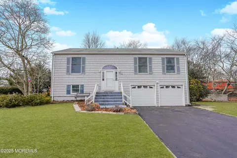 1116 Kenton Dr, Toms River, NJ 08753