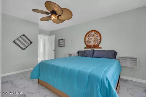 Bedroom - 1604 Beach Blvd, Forked River, NJ 08731 photo 5 of 8