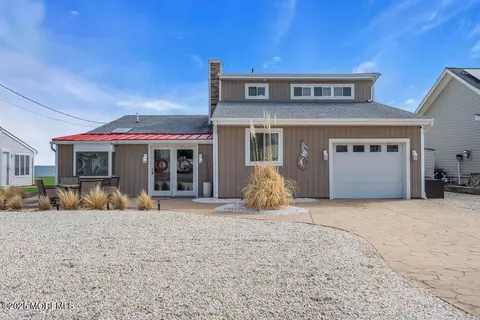 Exterior - 1604 Beach Blvd, Forked River, NJ 08731 photo 3 of 14
