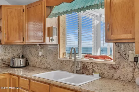 Kitchen - 1604 Beach Blvd, Forked River, NJ 08731 photo 5 of 9