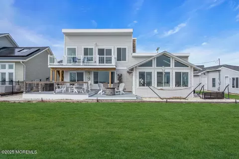 Exterior - 1604 Beach Blvd, Forked River, NJ 08731 photo 12 of 14