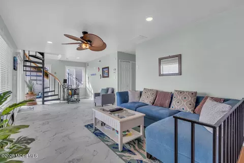 Living - 1604 Beach Blvd, Forked River, NJ 08731 photo 5 of 7