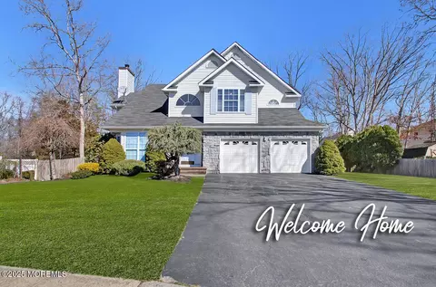 2059 Nakiska Ct, Toms River, NJ 08755