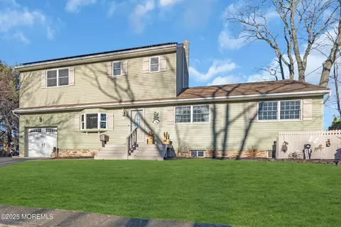 216 Georges Rd, Brick, NJ 08724