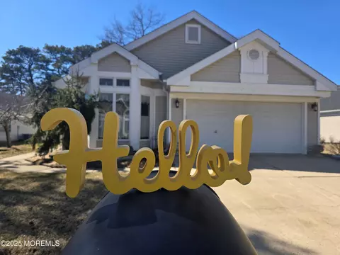2359 Coral Leaf Rd, Toms River, NJ 08755