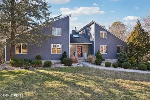 47 Brookside Rd, Millstone, NJ 08510