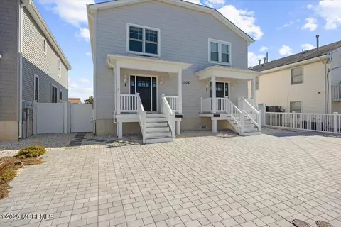 2105 Grand Central Ave #1, Lavallette, NJ 08735
