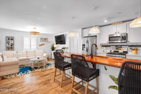 2033 Route 35 # 1, Seaside Heights, NJ 08751