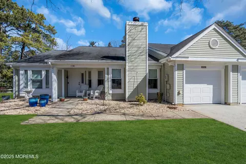 1115 Thornbury Ln #A, Manchester, NJ 08759