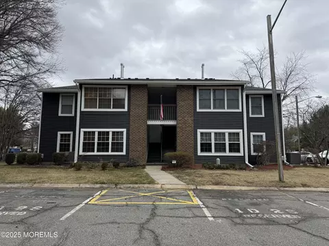 41 Pennsylvania Way, North Brunswick, NJ 08902