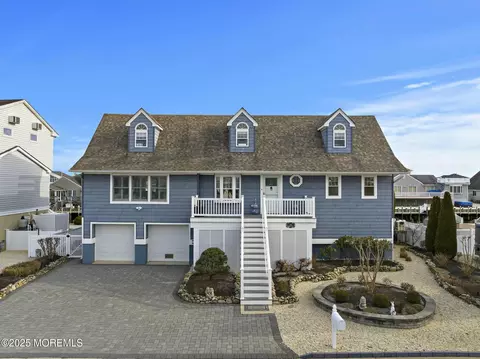 145 Matilda Dr, Manahawkin, NJ 08050