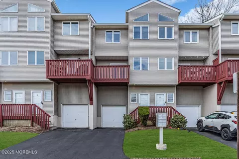 255 Shore Dr #12, Highlands, NJ 07732